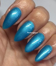 BLUESKY GEL NAIL POLISH BLUE